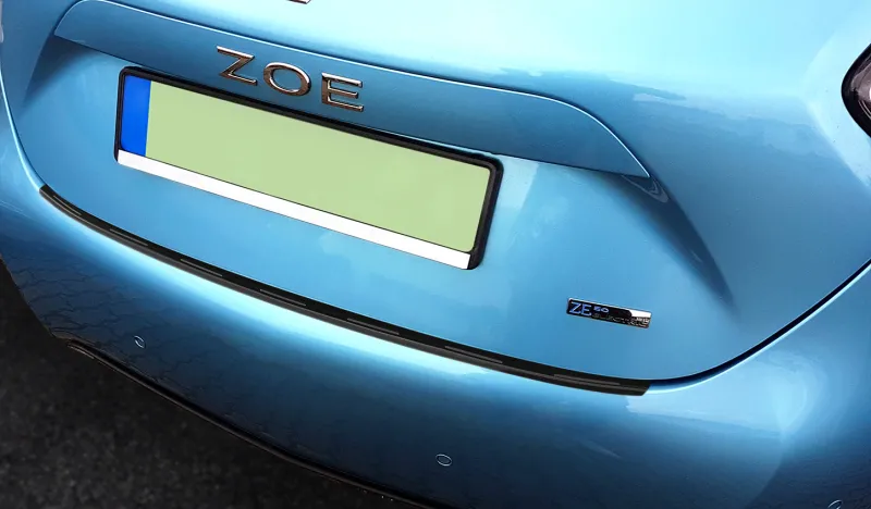 GRAPHIT Edelstahl schwarz Ladekantenschutz passend für Renault Zoe MK2 ab 9/2019