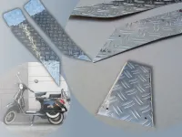 Rollertrittbleche Alu Riffel passend für Vespa PV 2-teilig